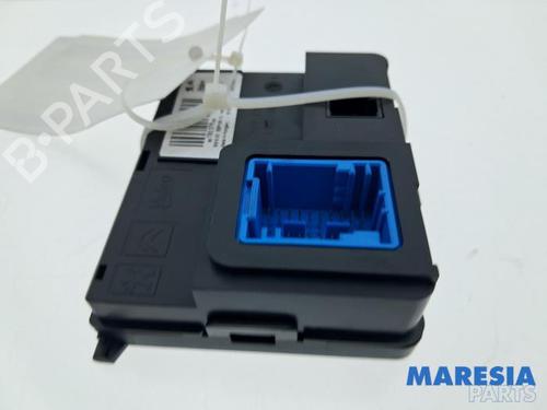 Used Electronic module Electronic module PEUGEOT 308 II (LB_, LP_, LW_, LH_, L3_) 1.6 THP 125 (125 hp) 33296164 33296164