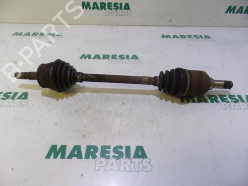 Used Left front driveshaft FIAT PUNTO (188_) 1.2 60 (188.030, .050, .130, .150, .230, .250) (60 hp) 31524472