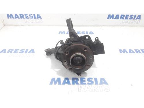 Used Left front steering knuckle RENAULT CLIO IV (BH_) 0.9 TCe 90 (BHNF, BHMA, BHMH, BHJK, BHJR) (90 hp) 31530905