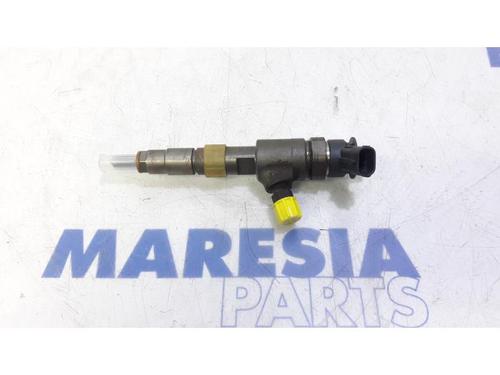 Used Injector PEUGEOT 308 SW II (LC_, LJ_, LR_, LX_, L4_) 1.6 BlueHDi 120 (120 hp) 31438297