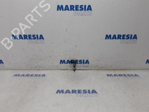 Used Injector RENAULT CLIO IV (BH_) 1.2 TCe 120 (BHM0) (120 hp) 31508454