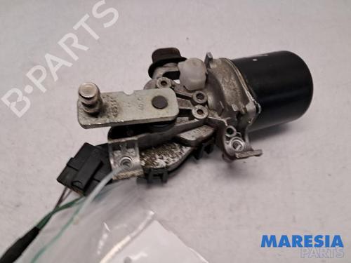 Used Front wiper motor RENAULT MEGANE III Grandtour (KZ0/1) 1.2 TCe (KZ2B, KZ11) (116 hp) 31458989