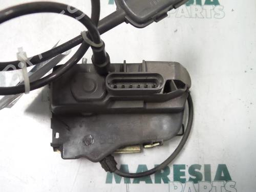 electronic-module-renault-megane-ii-estate-km01_-2003-2004-2005-2006-2007-2008-2009-2010-2011-2012-31453977 main image