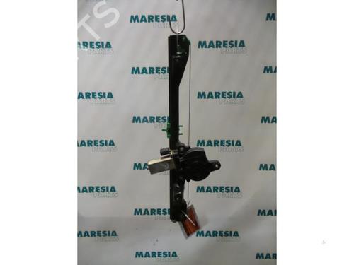 Used Front right window mechanism FIAT PUNTO (188_) 1.2 16V 80 (188.233, .235, .253, .255, .333, .353, .639,... (80 hp) 31405239