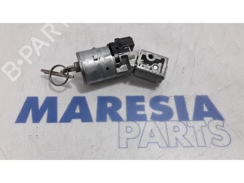 Used Ignition barrel PEUGEOT 3008 I MPV (0U_) 1.6 VTi (120 hp) 31487724