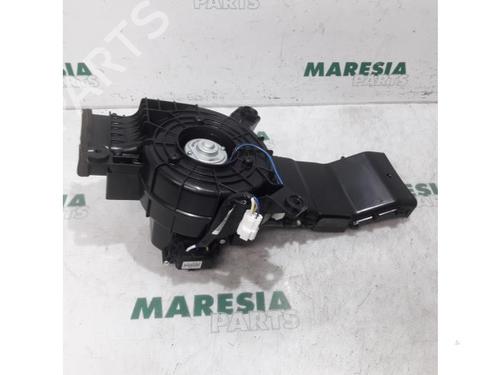 Used Heater blower motor RENAULT KOLEOS I (HY_) 2.5 (HY0C, HY0N) (171 hp) 31533934