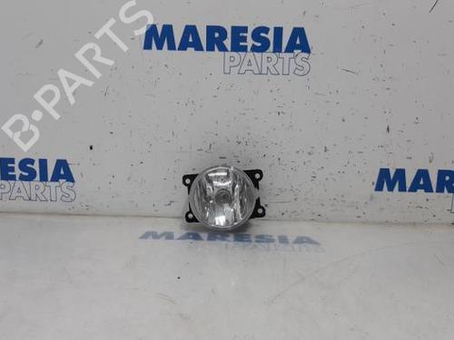 Used Left front fog light PEUGEOT 5008 (0U_, 0E_) 1.6 16V (156 hp) 31504388