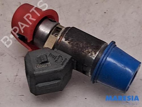 Used Injector Injector RENAULT KANGOO / GRAND KANGOO II (KW0/1_) 1.6 16V (KW03, KW09, KW0D, KW0U, KW0W, KW13) (106 hp) 31503202 31503202