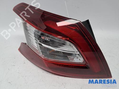 Used Left taillight Left taillight PEUGEOT 308 II (LB_, LP_, LW_, LH_, L3_) 1.2 THP 130 (131 hp) 31437011 31437011