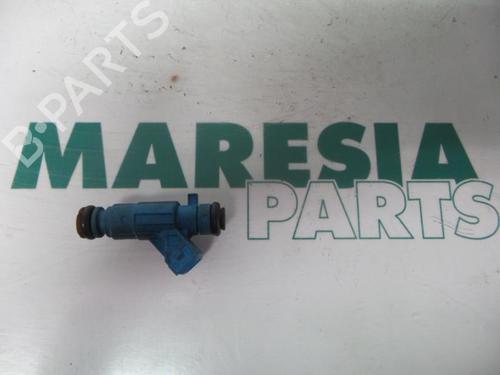 injector-fiat-punto-188_-1999-2000-2001-2002-2003-2004-2005-2006-2007-2008-2009-2010-2011-2012-31408730 main image
