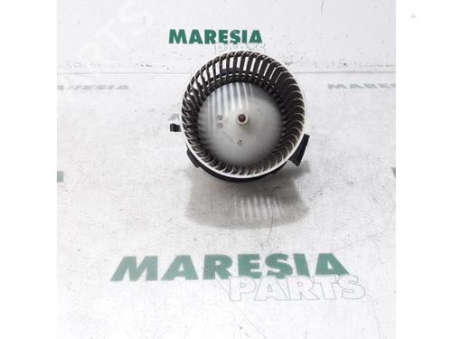 Used Heater blower motor FIAT PANDA (169_) 1.2 (169.AXB11, 169.AXB1A) (60 hp) 31530653