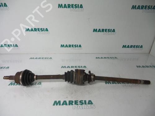 Used Right front driveshaft LANCIA KAPPA SW (838_) 2.0 20V (838BG1AA) (155 hp) 31389567