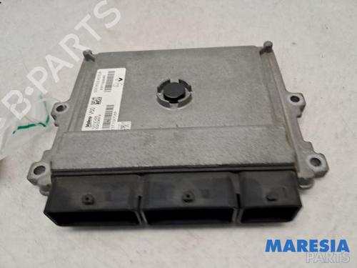 Used Engine control unit (ECU) Engine control unit (ECU) RENAULT CLIO IV (BH_) 0.9 TCe 90 (BHNF, BHMA, BHMH, BHJK, BHJR) (90 hp) 39896436 39896436
