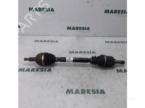 Used Left front driveshaft RENAULT LAGUNA III Grandtour (KT0/1) 2.0 16V (KT0F, KT0W) (140 hp) 31499021
