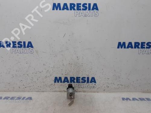 Used Ignition barrel CITROËN C4 Grand Picasso I (UA_) 1.6 HDi 110 (112 hp) 31458581