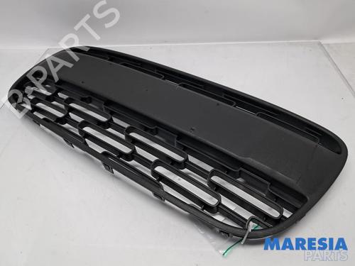 Used Grille FIAT PANDA (312_, 319_) 0.9 (312PXH1A) (65 hp) 31422945