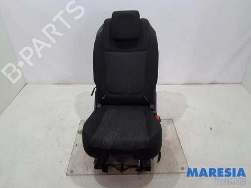 Sæde sæt PEUGEOT 5008 (0U_, 0E_) 1.6 HDi (110 hp) 31530697