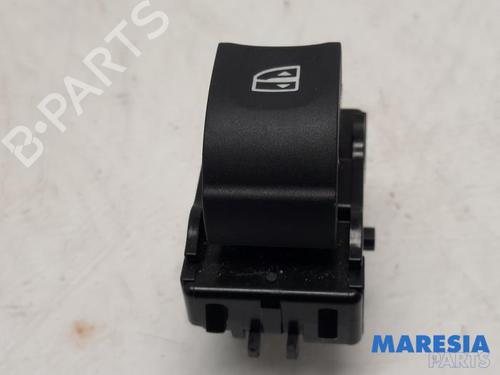 Used Switch RENAULT GRAND SCÉNIC III (JZ0/1_) 1.4 16V (JZ0F) (131 hp) 31518919