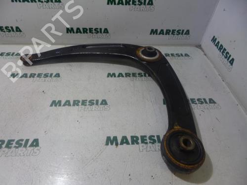 Used Left front suspension arm CITROËN C4 I (LC_) 1.4 16V (88 hp) 31512385