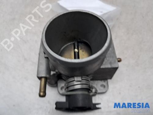 Used Throttle body FIAT PALIO Weekend (178_, 173_, 373_, 374_, 171_) 1.6 16V (178DXD1A) (100 hp) 31475255