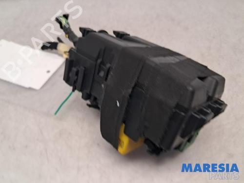 Fuse box PEUGEOT 208 I (CA_, CC_) 1.0 VTi | BP31518823E1