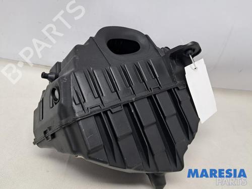 Used Air filter box RENAULT SCÉNIC III (JZ0/1_) 1.6 16V (JZ0U, JZ1B) (110 hp) 31816591
