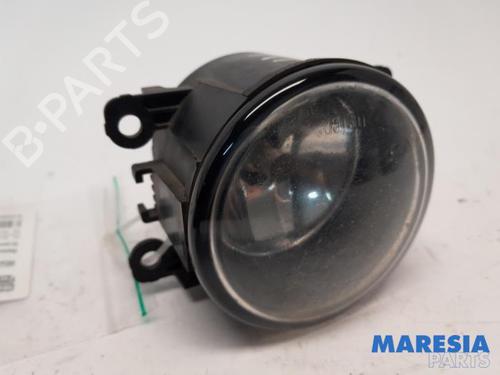 Used Left front fog light RENAULT GRAND SCÉNIC III (JZ0/1_) 2.0 16V (JZ0G) (140 hp) 31519246