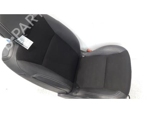 Right front seat RENAULT CLIO III (BR0/1, CR0/1) 2.0 16V (BR0C, BR0K, CR0C, CR0K) | BP31510408C16 