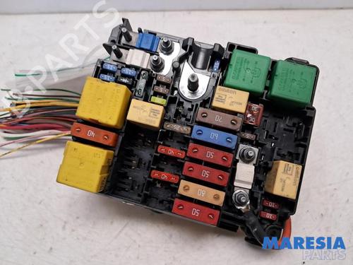 Used Fuse box PEUGEOT 308 II (LB_, LP_, LW_, LH_, L3_) 1.2 THP 130 (131 hp) 31426443