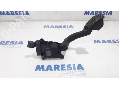 Módulo eletrónico FIAT DOBLO Cargo (263_) 1.6 D Multijet (263WXD1B, 263WXR1B, 263WXX1B, 263ZXD1B,... (105 hp) 31465462