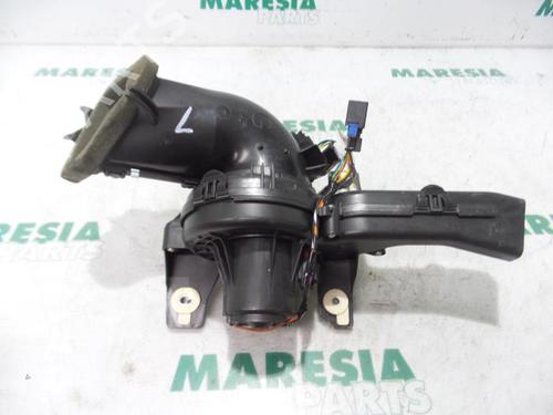 Used Heater blower motor PEUGEOT 5008 (0U_, 0E_) 1.6 16V (156 hp) 31434269
