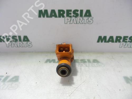 injector-alfa-romeo-147-937_-2000-2001-2002-2003-2004-2005-2006-2007-2008-2009-2010-31455185 main image