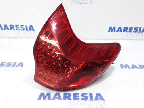 Used Left taillight PEUGEOT 3008 I MPV (0U_) 1.6 HDi (109 hp) 31527472