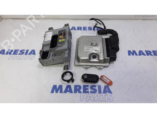 Used Engine control unit (ECU) VAUXHALL COMBO Mk III (D) Box Body/MPV (X12) 1.3 CDTi (90 hp) 31526739