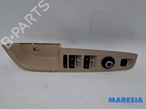 Kombi Kontakt / Stilkkontakt Kombi Kontakt / Stilkkontakt 39593459 39593459