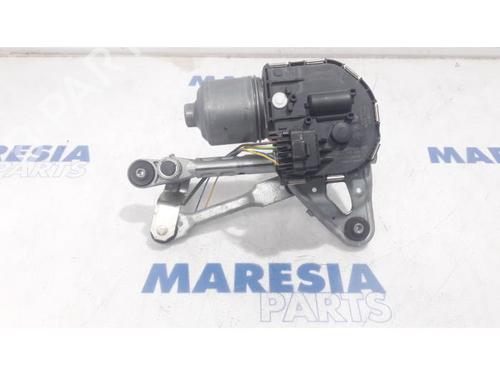 Used Front wiper motor PEUGEOT 5008 (0U_, 0E_) 1.6 16V (120 hp) 31383252