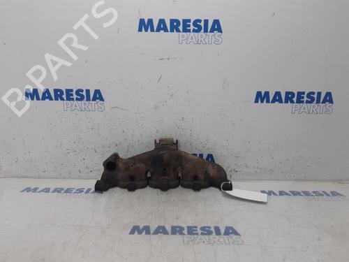 Used Exhaust manifold Exhaust manifold PEUGEOT EXPERT Van (VF3A_, VF3U_, VF3X_) 2.0 HDi 140 (136 hp) 31462728 31462728