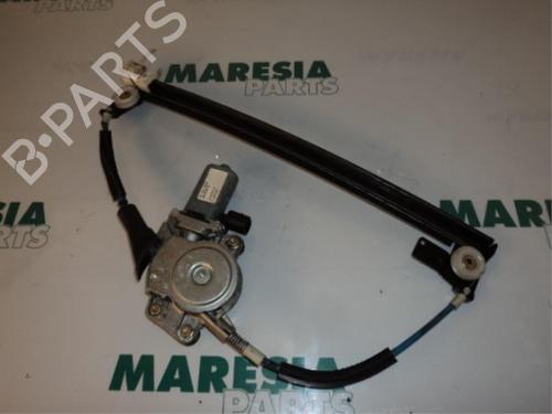 Used Front right window mechanism ALFA ROMEO 147 (937_) 1.9 JTD (937.AXD1A, 937.BXD1A, 937.AXV1A, 937.BXB1A,... (115 hp) 31414673