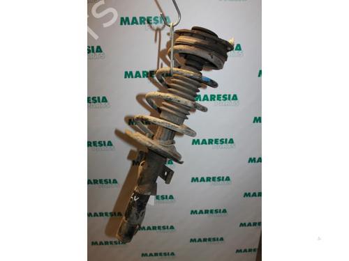 Used Left front shock absorber Left front shock absorber RENAULT SCÉNIC II (JM0/1_) 1.5 dCi (JM1F) (86 hp) 31438861 31438861