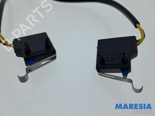 Electronic sensor PEUGEOT 308 CC (4B_) 1.6 16V | BP33832586M84 - Image 2