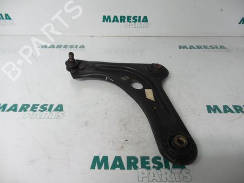 venstre-fortil-brearm-peugeot-1007-km_-2005-31507136 main image