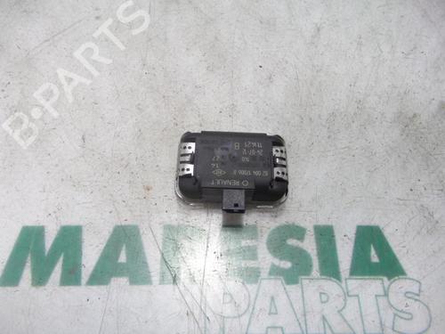Used Electronic sensor RENAULT ESPACE IV (JK0/1_) 3.5 V6 (JK00, JK0F, JK0P, JK0S, JK0W) (241 hp) 31492929
