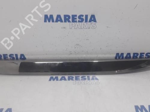 Dørliste PEUGEOT 2008 I (CU_) 1.5 BlueHDI 100 (102 hp) 31527155