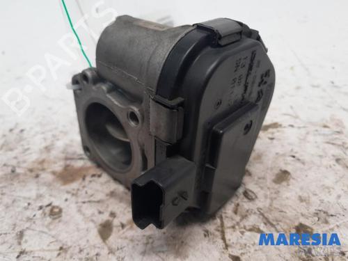 Throttle body PEUGEOT 5008 (0U_, 0E_) 1.6 HDi | BP31393991M82