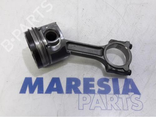 Used Other DACIA DOKKER Box Body/MPV 1.5 dCi 75 / Blue dCi 75 (FEJW, FEAH) (75 hp) 31496557