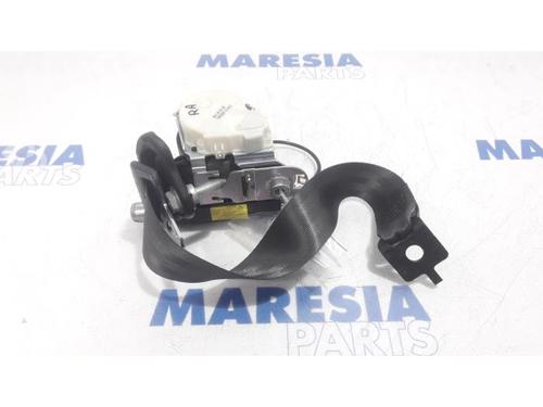 Used Rear right seatbelt RENAULT CLIO III (BR0/1, CR0/1) 2.0 16V (BR0C, BR0K, CR0C, CR0K) (139 hp) 31504438