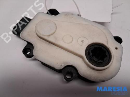 Used Pipe PEUGEOT 308 SW II (LC_, LJ_, LR_, LX_, L4_) 1.6 BlueHDi 120 (120 hp) 31479871