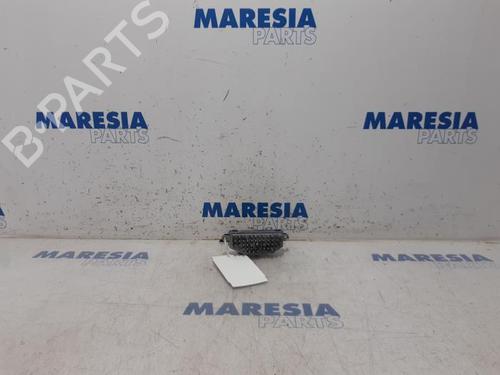 electronic-sensor-renault-megane-iv-hatchback-b9amn_-2015-31533762 main image