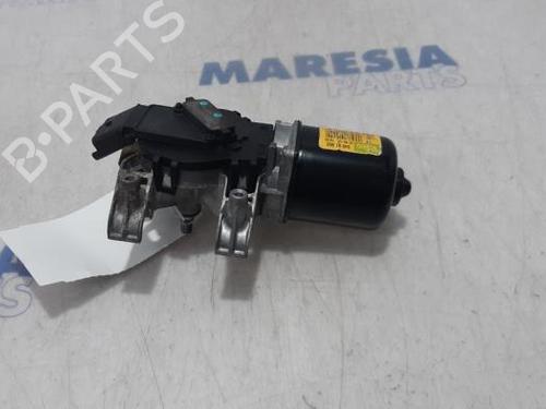 Used Front wiper motor RENAULT KANGOO Express (FW0/1_) 1.5 dCi 75 (FW07, FW10, FW04) (75 hp) 31398889