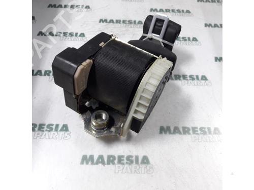 rear-left-seatbelt-fiat-stilo-192_-2001-2002-2003-2004-2005-2006-2007-2008-2009-2010-31388277 main image